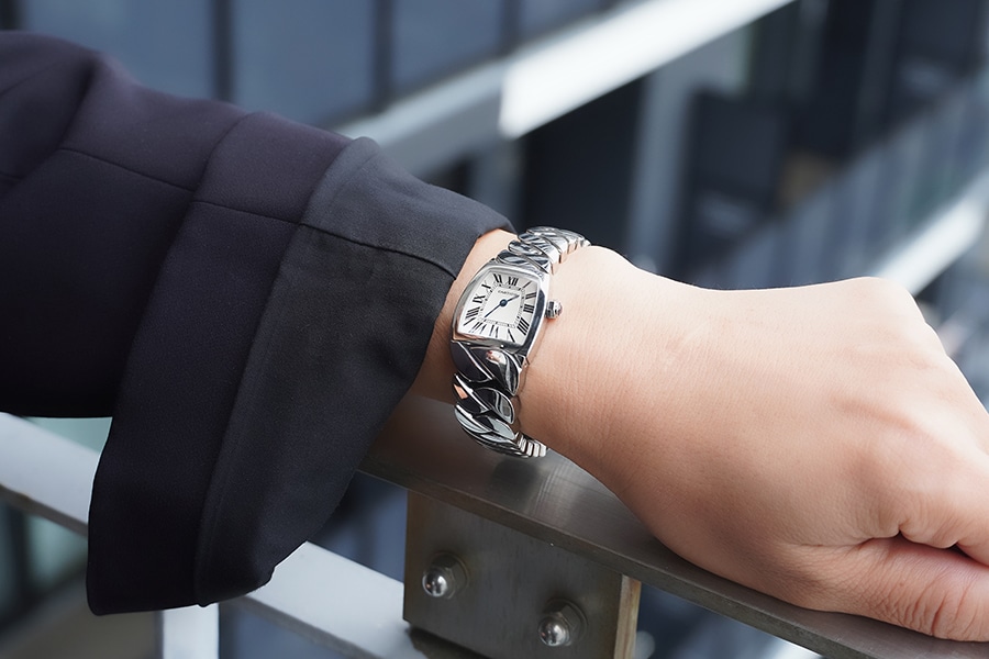 時計だけは個性派デザインにこだわるスタイルはずっと変わらない