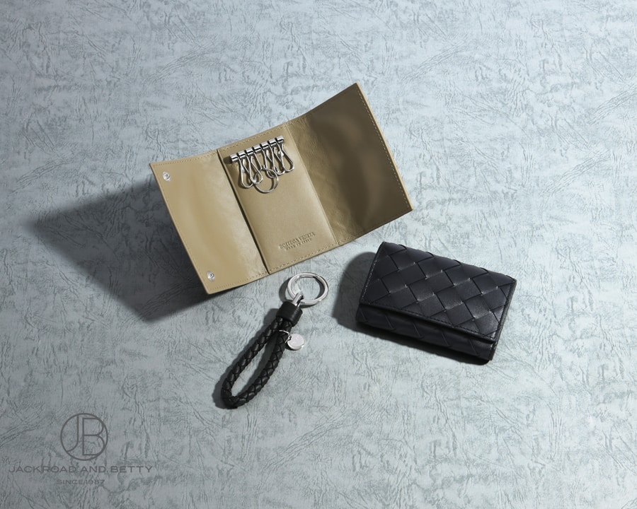 革小物は初めてのプレゼントにも最適