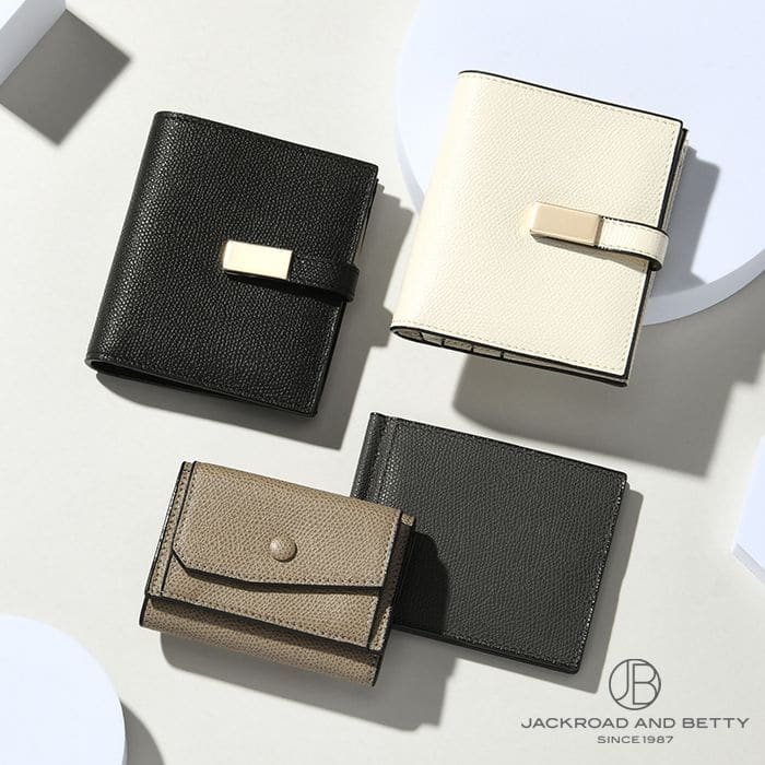 ブランドロゴを前面に打ち出さず、デザインと質で勝負するヴァレクストラ