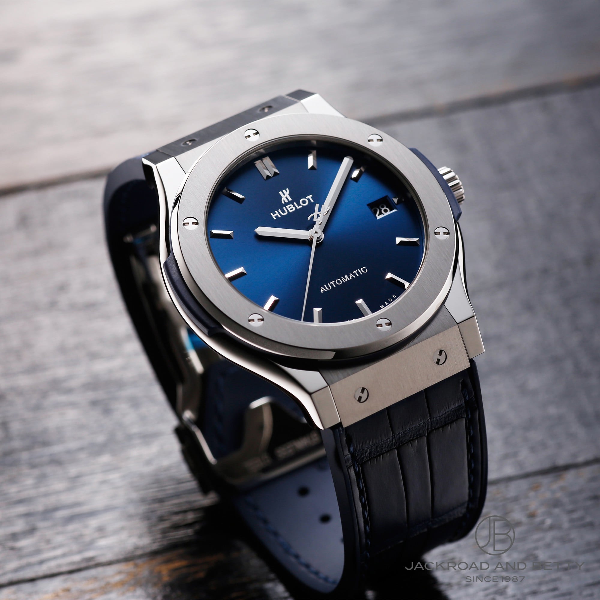 ウブロ クラシックフュージョン チタニウム ブルー 自動巻き 腕時計 チタン ブルー 2021年5月購入 510.NX.7170.NX メンズ 40802063939【アラモード】