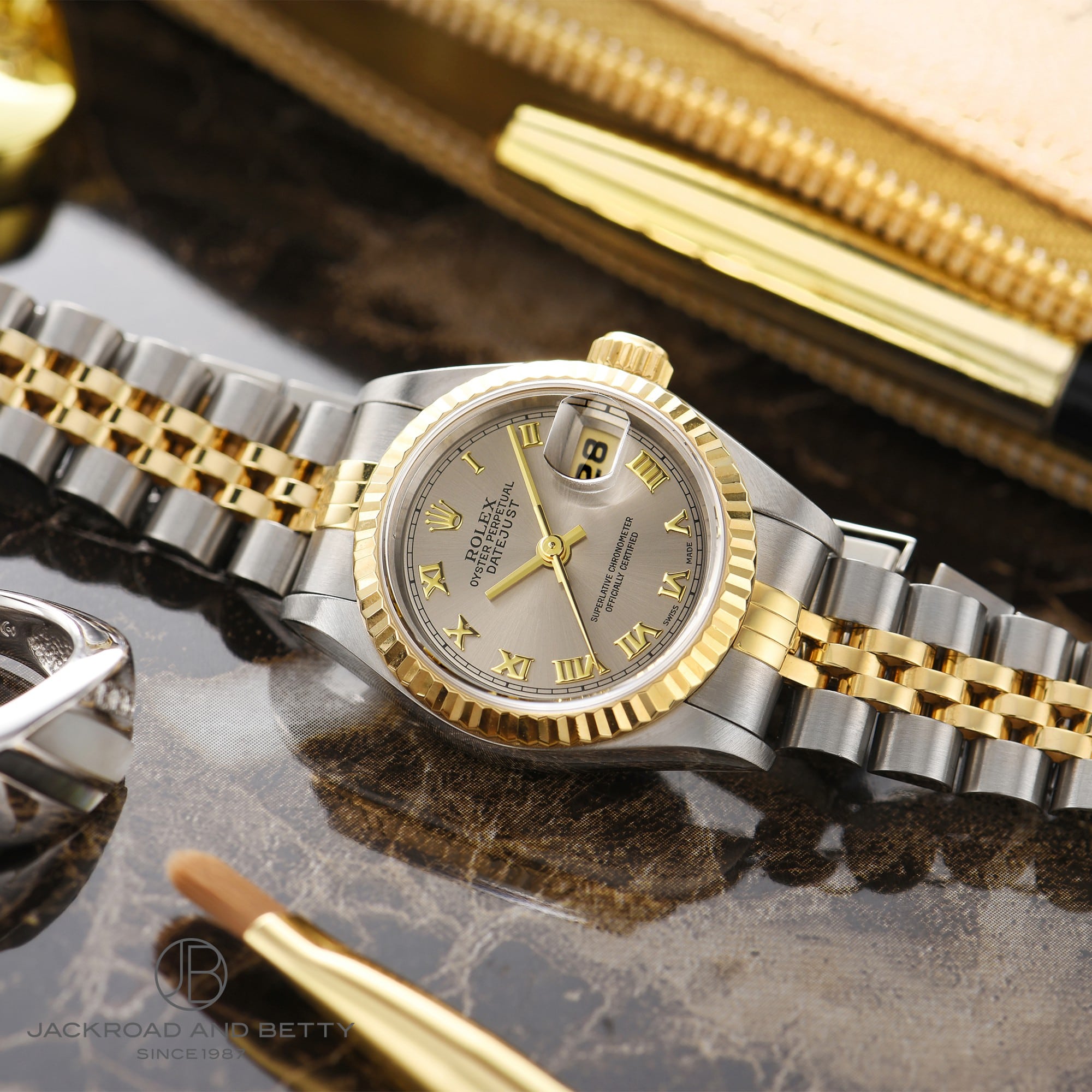 ROLEX ロレックス ウォッチ デイトジャスト26 時計 69173 腕時計
 K18イエローゴールド K18YG/ステンレススチール シャンパンバー 自動巻き シャンパンバー文字盤 レディース【中古】460 デイトジャスト26 69173 シャンパン ジュビリーブレス/ ロレックス