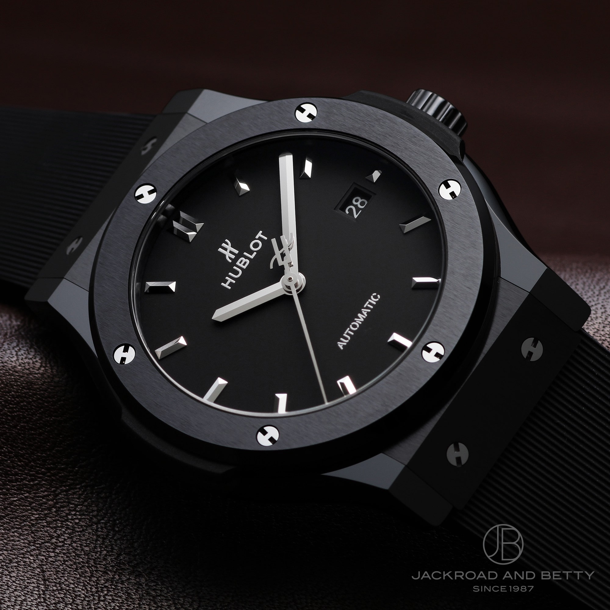 ウブロ HUBLOT 542.CM.1171.RX クラシック フュージョン ブラックマジック デイト クォーツ メンズ 美品 _765983