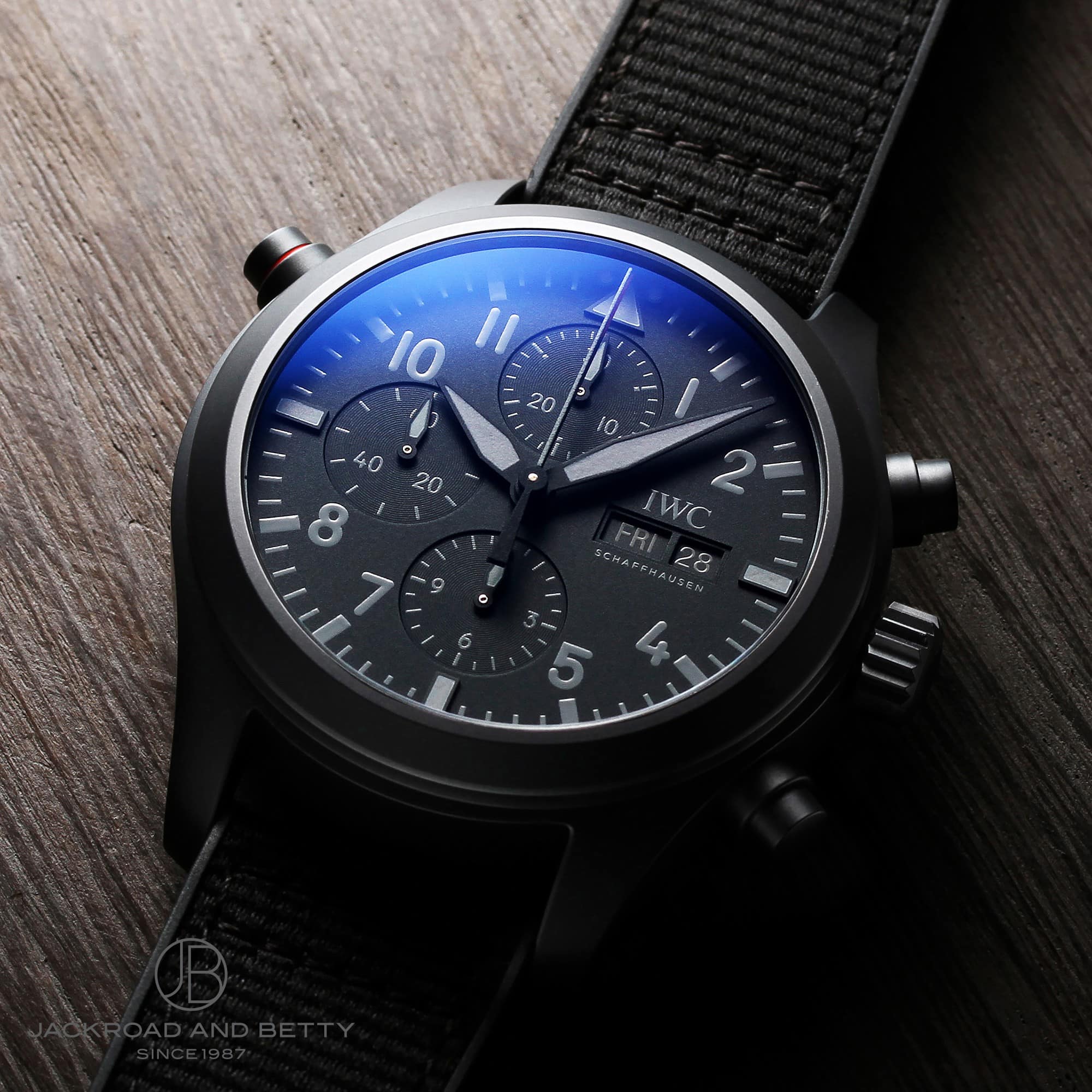 IWC pCbgEHb` _u NmOt gbvEK Z^jE IW371815 C[Wʐ^