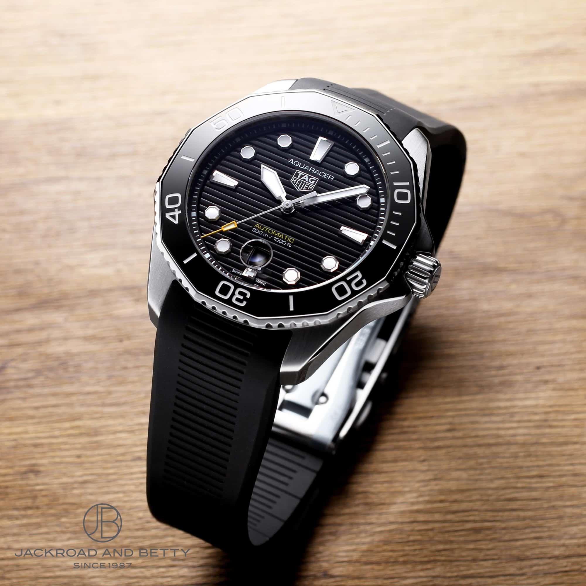 TAG Heuer アクアレーサー 白 クォーツ WAY1111-