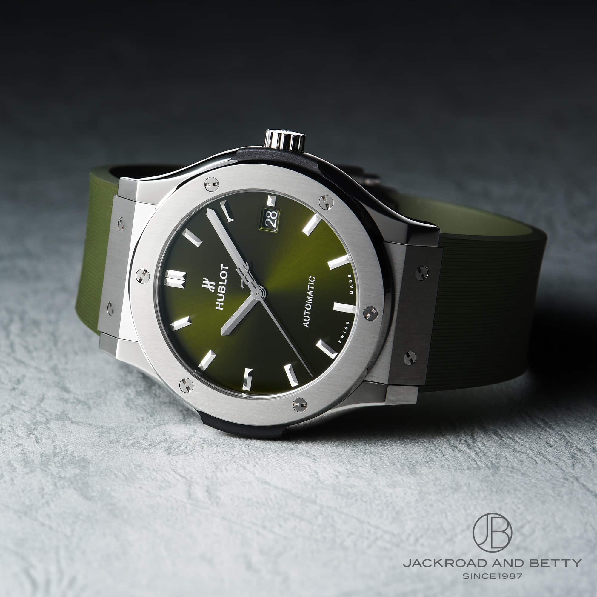 HUBLOT CLASSIC FUSION グリーンベゼル