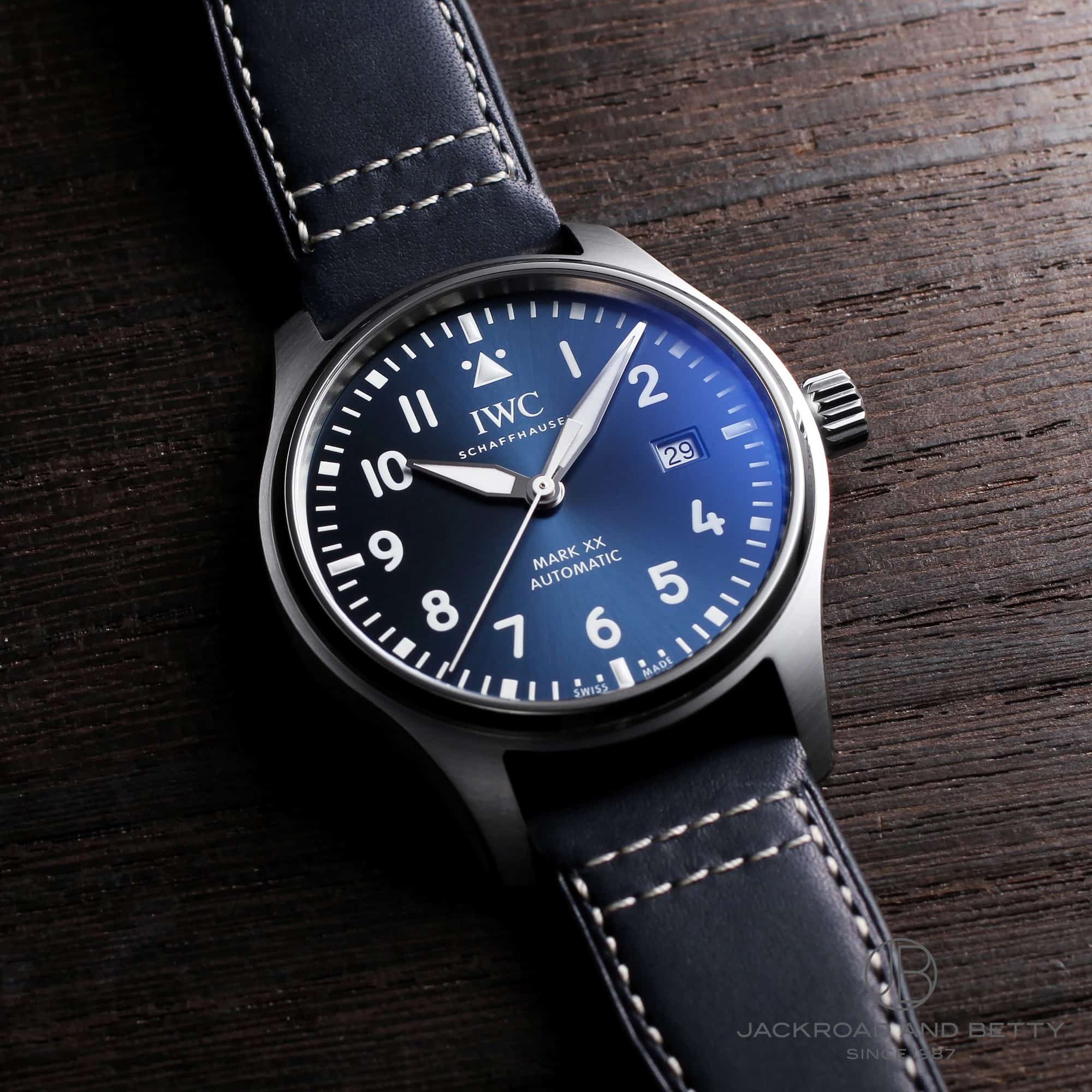 IWC マークXX Ref.IW328203