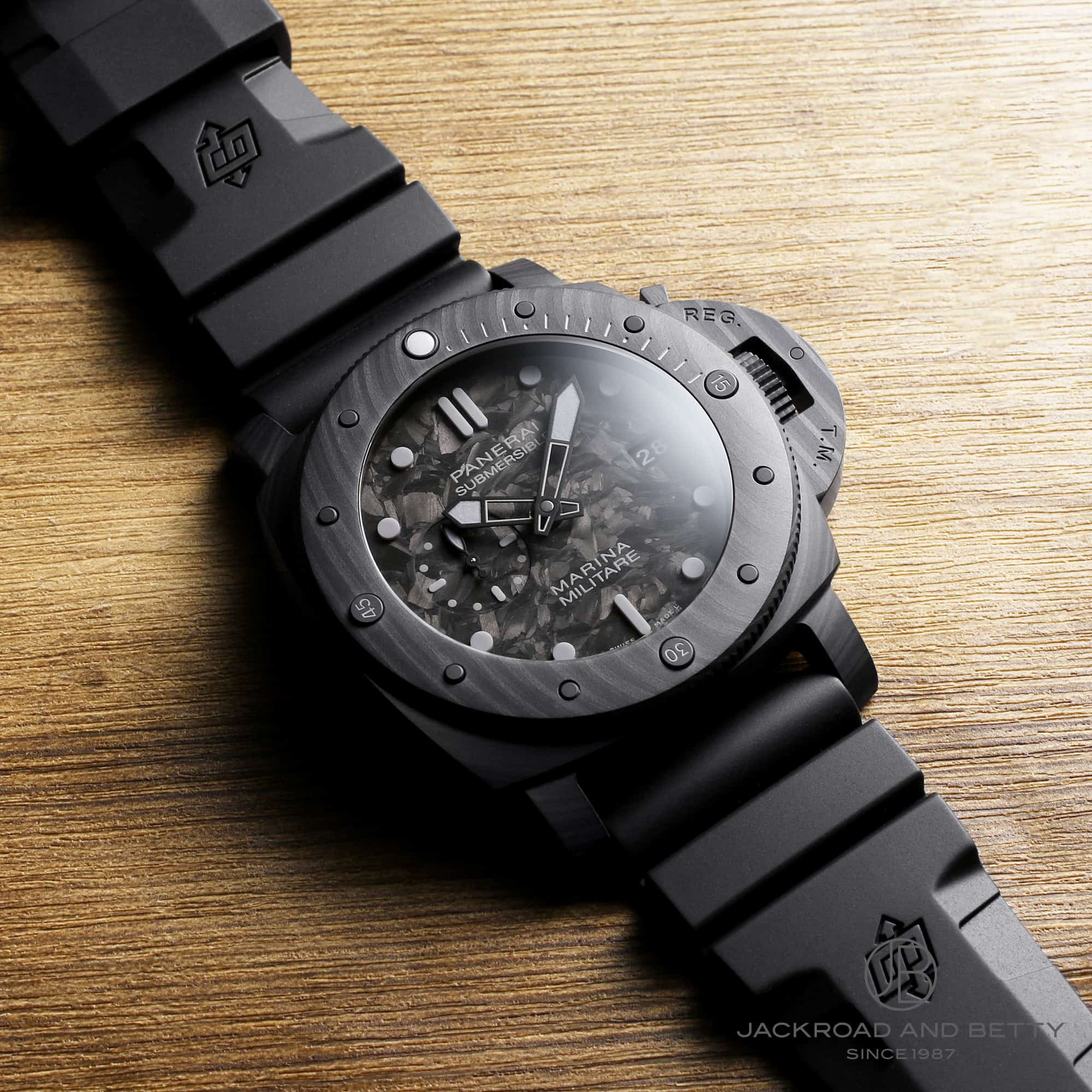 サブマーシブル マリーナ ミリターレ カーボテック[PAM02979