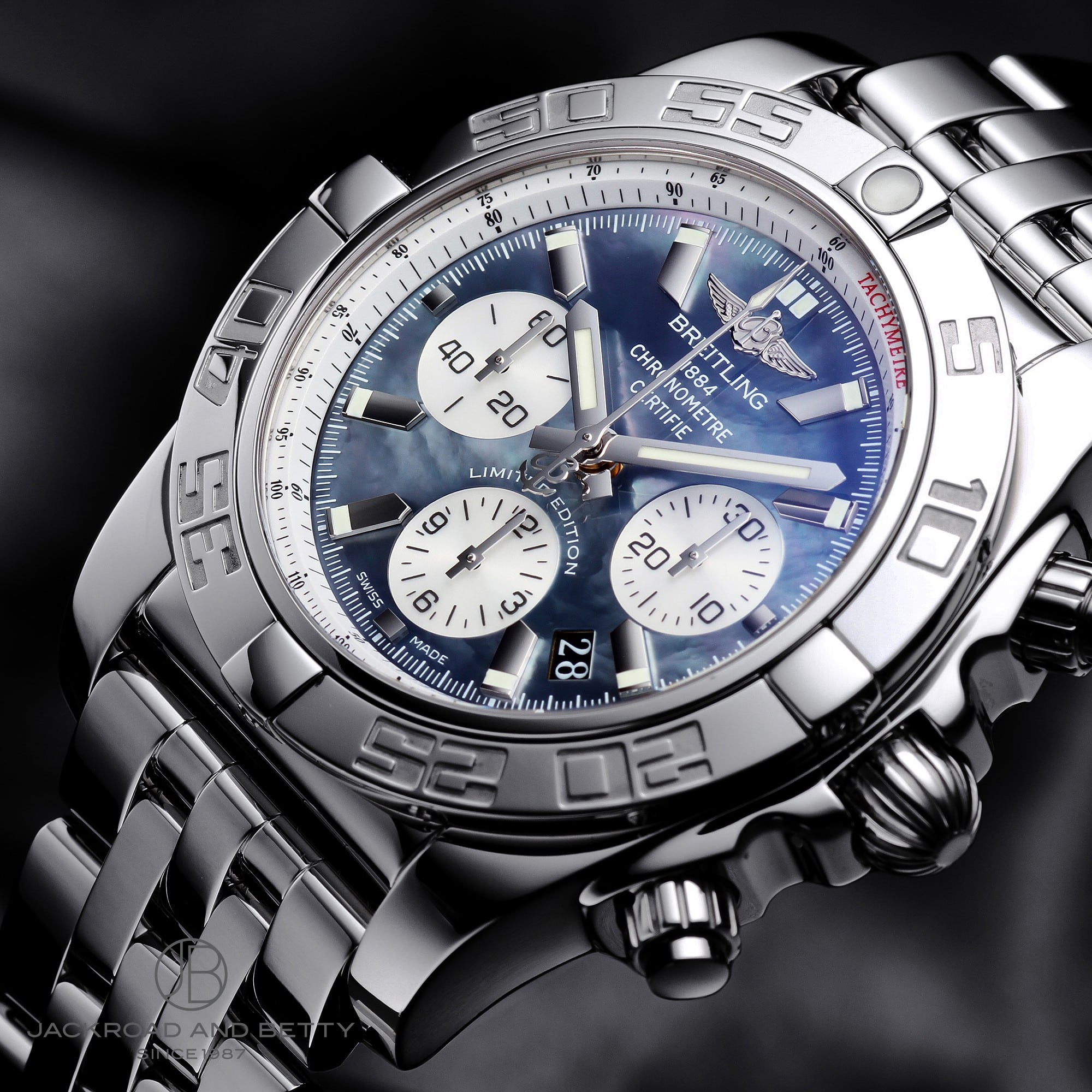 クロノマット44 MOP リミテッド[A011BWJPA] Chronomat 44 MOP