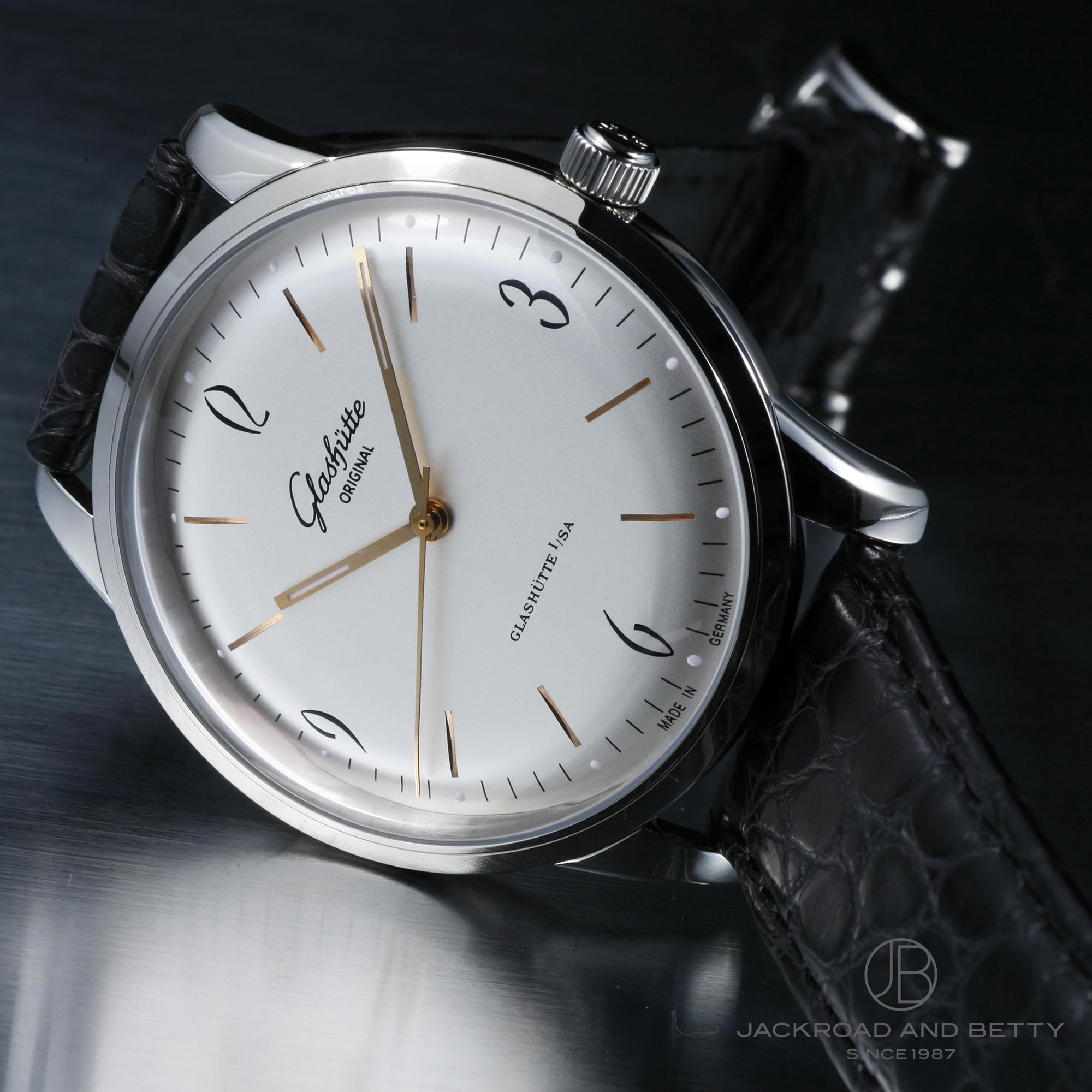 【GLASHUTTE ORIGINAL】グラスヒュッテ・オリジナル セネタ シックスティーズ 1-39-52-01-02-04 自動巻き メンズ_722552【ev15】