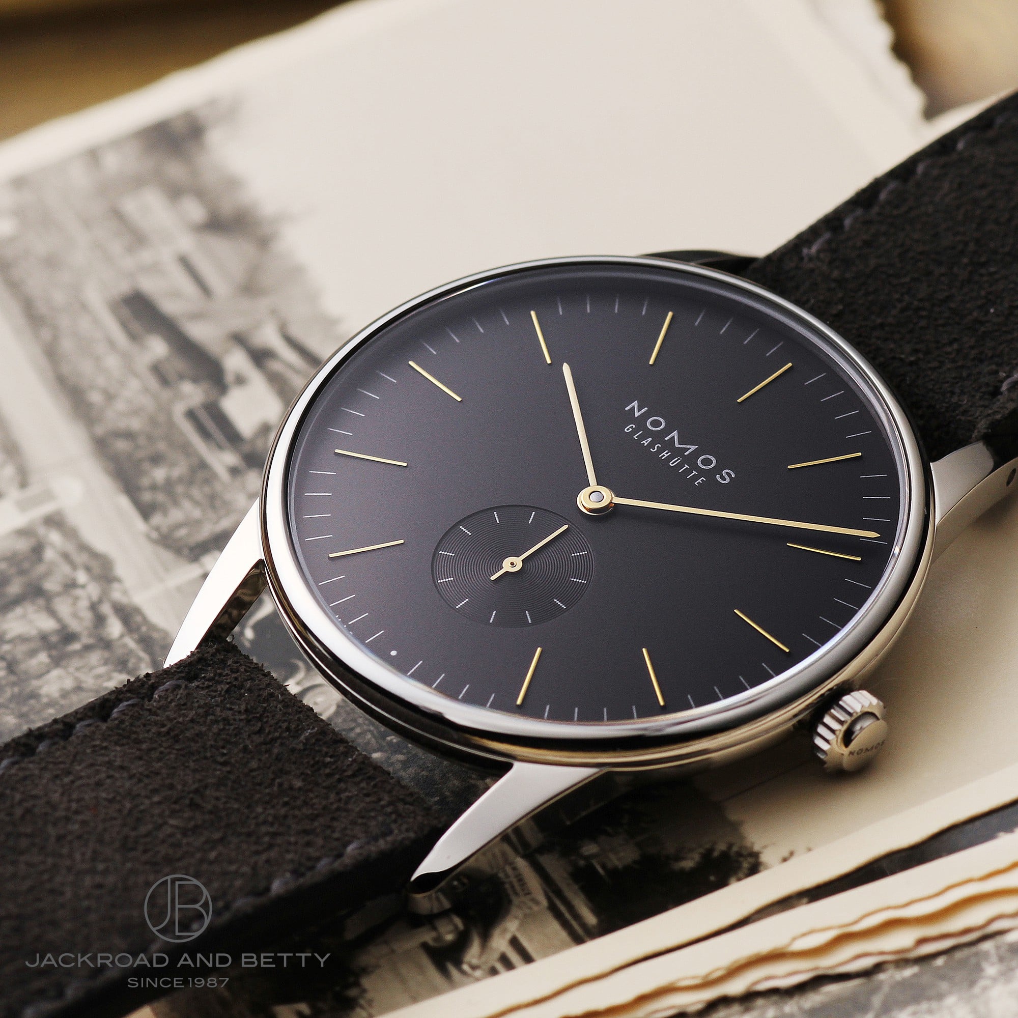 mX II 385 C[Wʐ^
