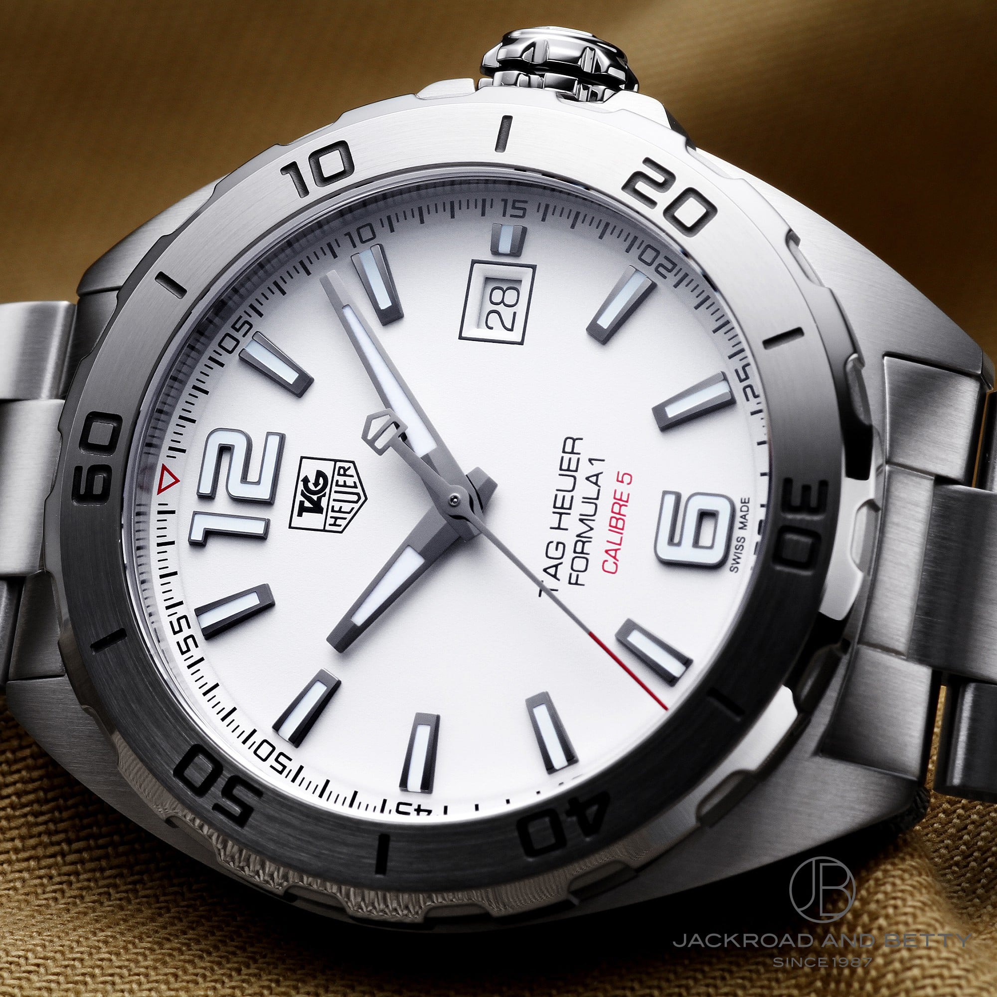 ▼▼TAG HEUER タグホイヤー メンズ腕時計 自動巻き FORMULA1 CARIBRE5 キャリバー5 WAZ2114 ホワイト