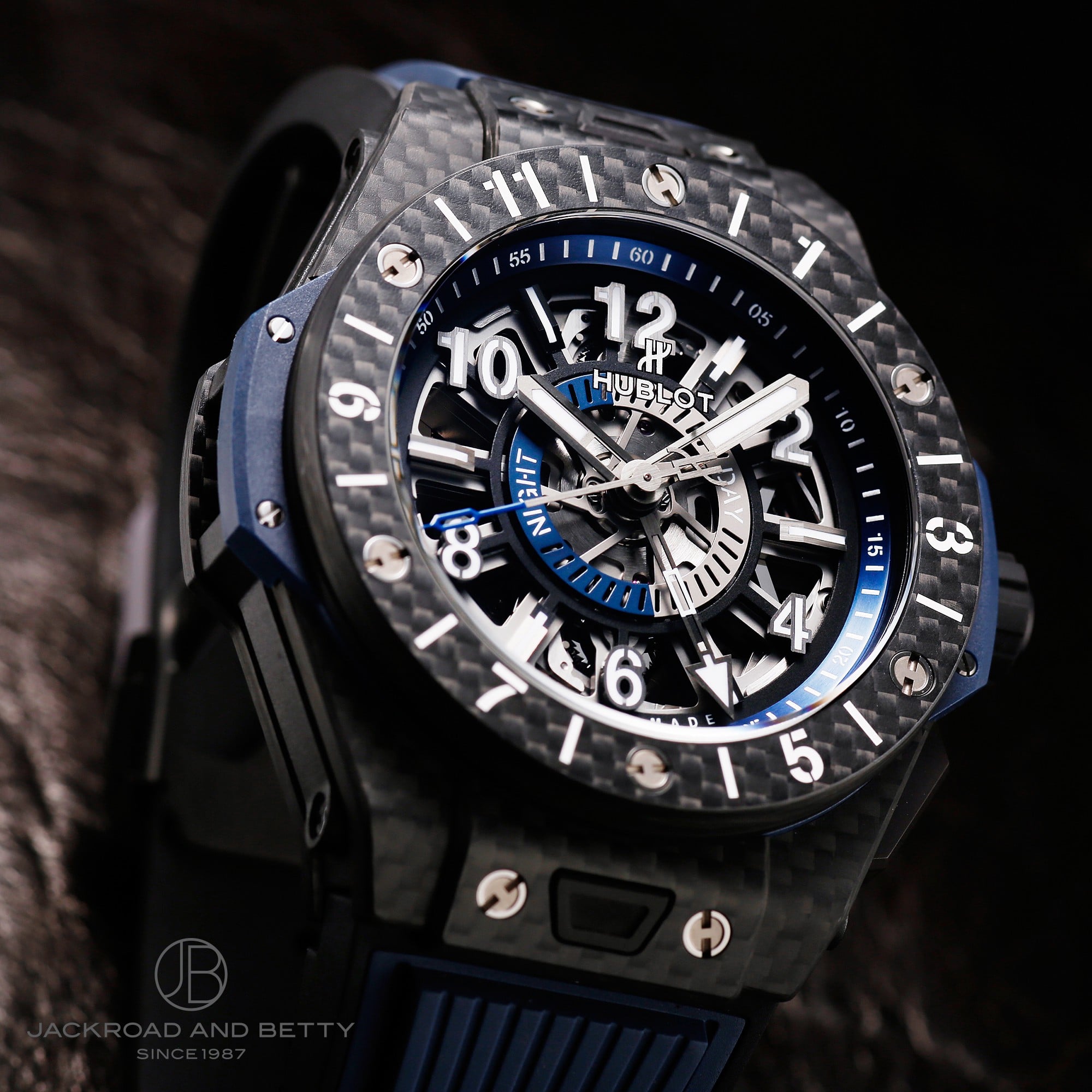 ウブロ ビッグ・バン ウニコ GMT カーボン 471.QX.7127.RX イメージ写真