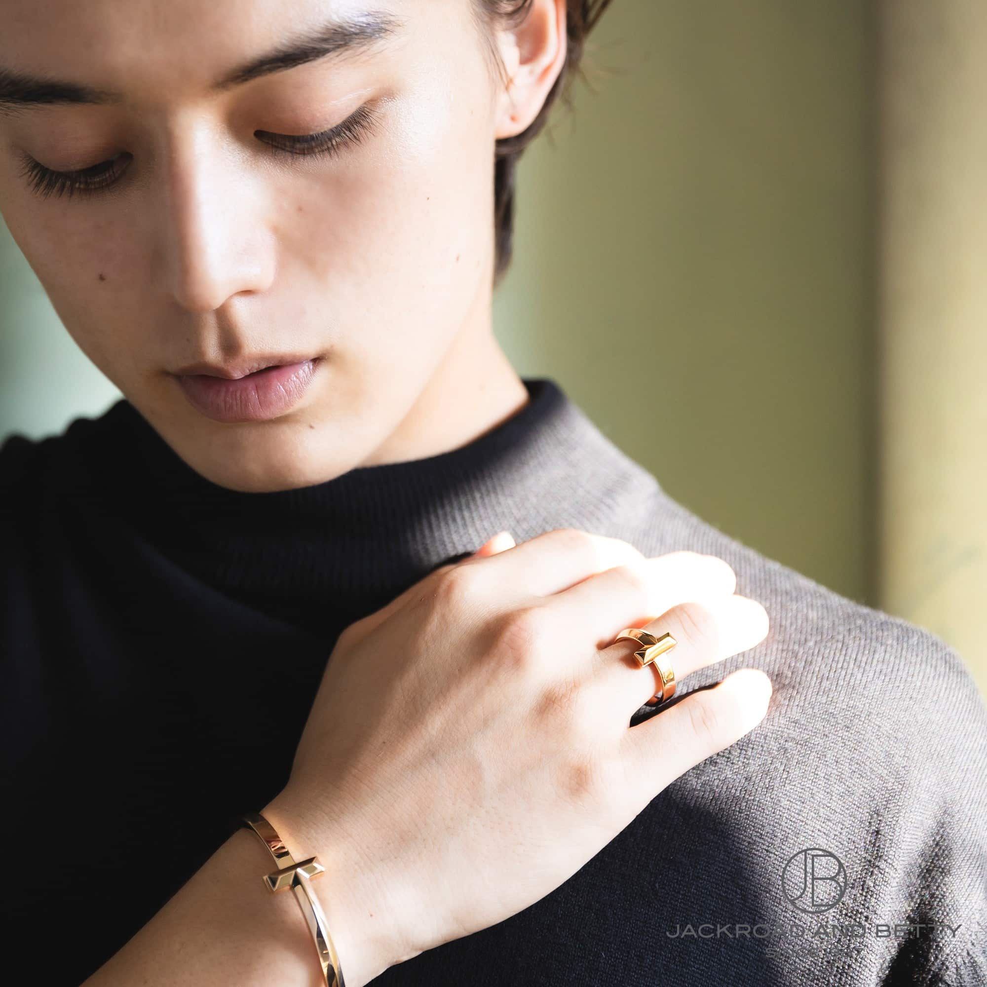 ティファニー Tワン ワイド リング RG