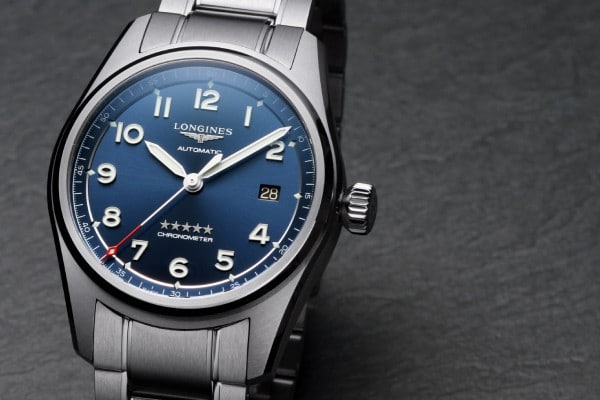 LONGINES