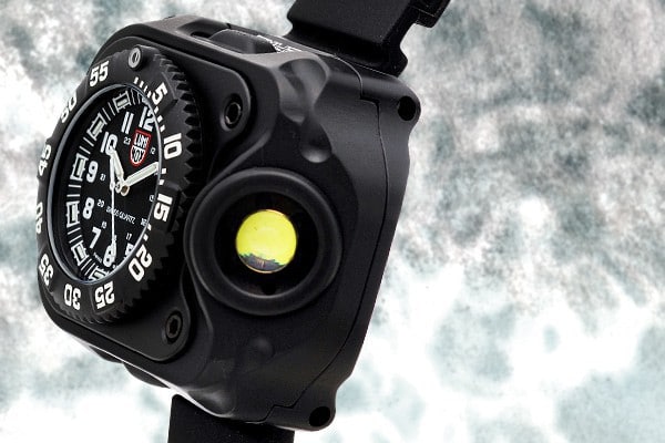 LUMINOX