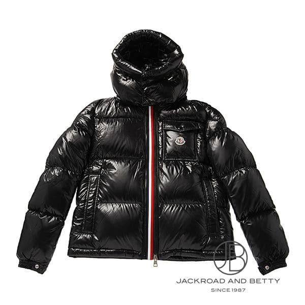 定価337,700円！モンクレールMONTBELIARDショートダウンジャケット Moncler モンクレール Montbeliard ショート ダウンジャケット - FARFETCH