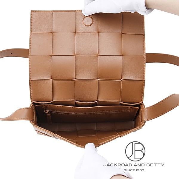 BOTTEGA VENETA ショルダーバッグ CASSETTE 578004 VMAY1 BOTTEGA VENETA ボッテガヴェネタ ショルダーバッグ CASSETTE