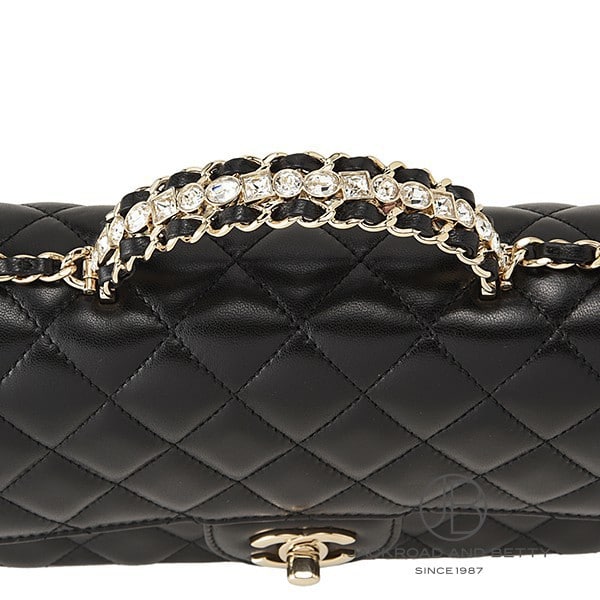 【新品未使用】　CHANEL ミニフラップバッグ マトラッセ