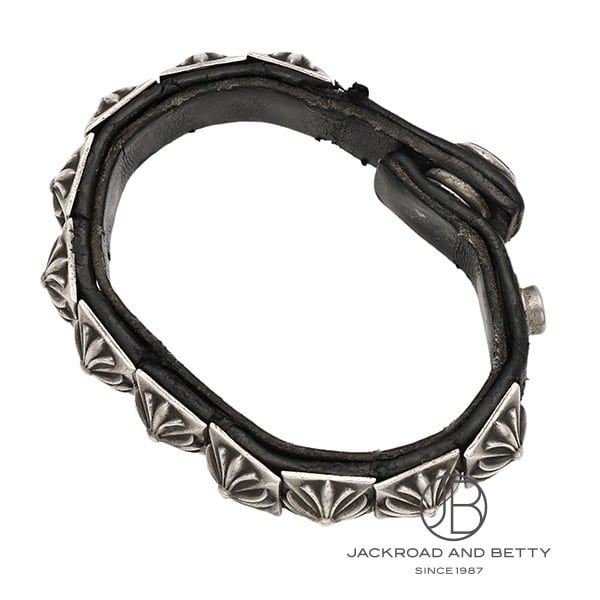 クロムハーツ ゼロスタッズ ピラミッド バングル[] Chrome Hearts Zero