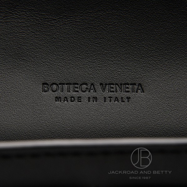 イントレチャート フラップ ウォレット ブラック 黒[577559 V47W1 1275