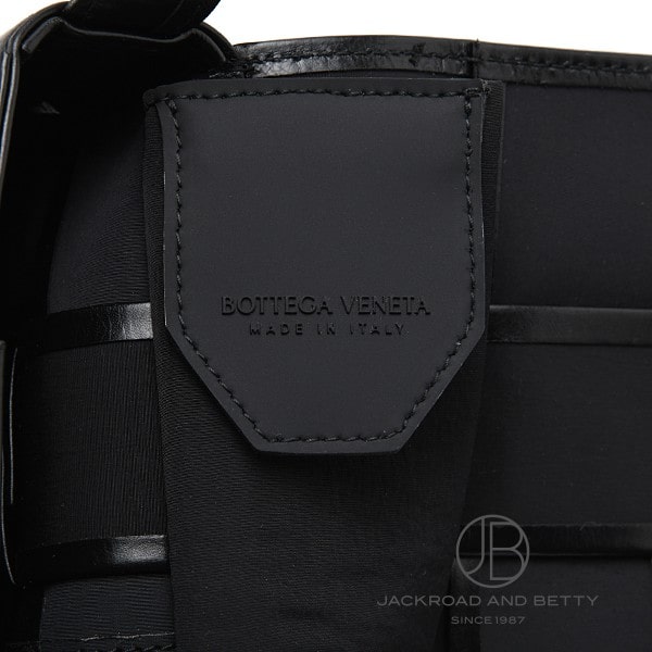 BOTTEGA VENETA キャンディカセット ショルダーバッグ ブラック BOTTEGA VENETA ボッテガ ヴェネタ Bottega Veneta ショルダー