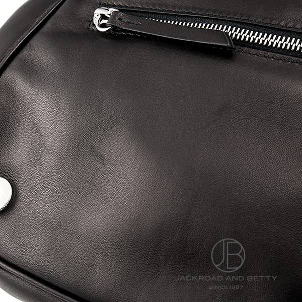 グラム スラム フラップ ミディアム ブラック 黒[S56WG0169P4300T8013