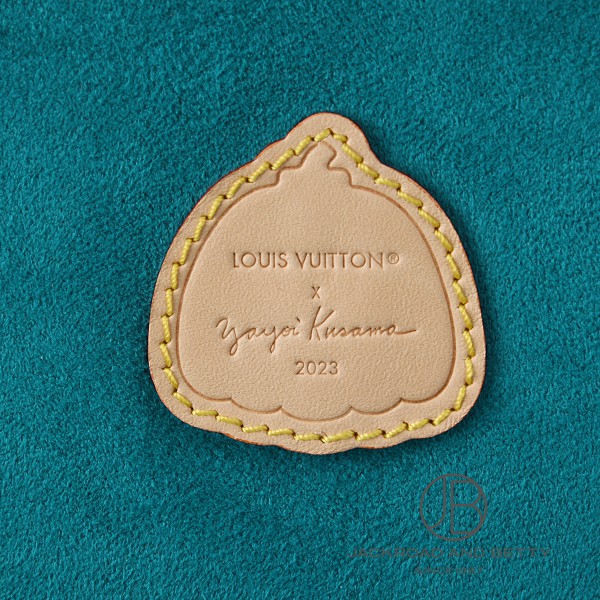 M*n様 LOUIS VUITTON アクセソワール LOUIS VUITTON（ルイ・ヴィトン） 【Sale】ルイヴィトン ポシェット