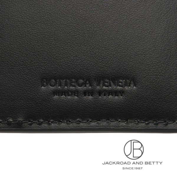 イントレチャート フラップ ウォレット ブラック 黒[635567 V3US1 8803