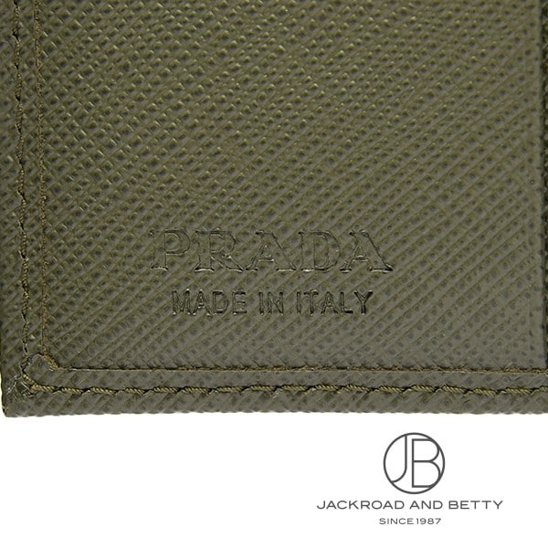 サフィアーノレザー トライアングル ウォレット ローデン グリーン 緑