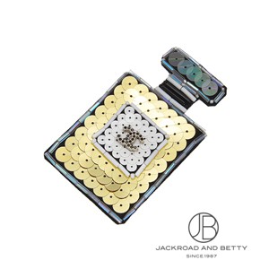 シャネル　グリポア　ブローチ CHANEL シャネル ブローチ グリポア ガラス 26 フェイクパール
