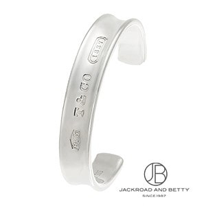 ティファニーTiffany & Co. ナロー バングル TIFFANY&Co. ティファニー ロゴ ナロー バングル カフ シルバー