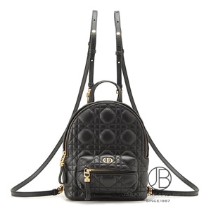 【ミニサイズ♪】Dior バックパック ブラック 今日特価】Dior ミニ バックパック ライトウェイト - メルカリ