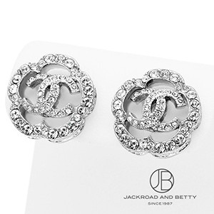 CHANEL シャネル ピアス・イヤリング - 4500125L0069 リュバン ドゥ シャネル イヤリング ホワイトゴールド | CHANEL