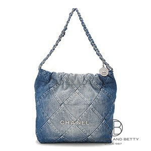 存在感抜群 2WAYが嬉しい 可愛すぎる CHANEL リボンデニムバッグ CHANEL - 新品未使用☆激かわっ☆CHANEL☆デニム☆チェーン
