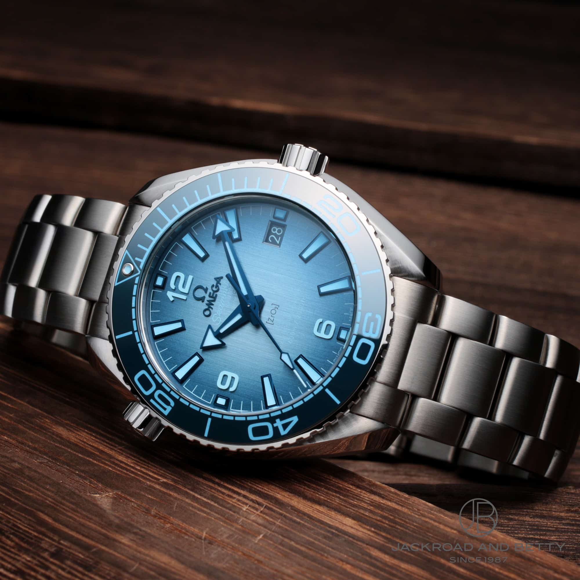 OMEGA V[}X^[ 600 vlbgI[V R[ANV }X^[Nm[^[ Ref.215.30.40.20.03.002