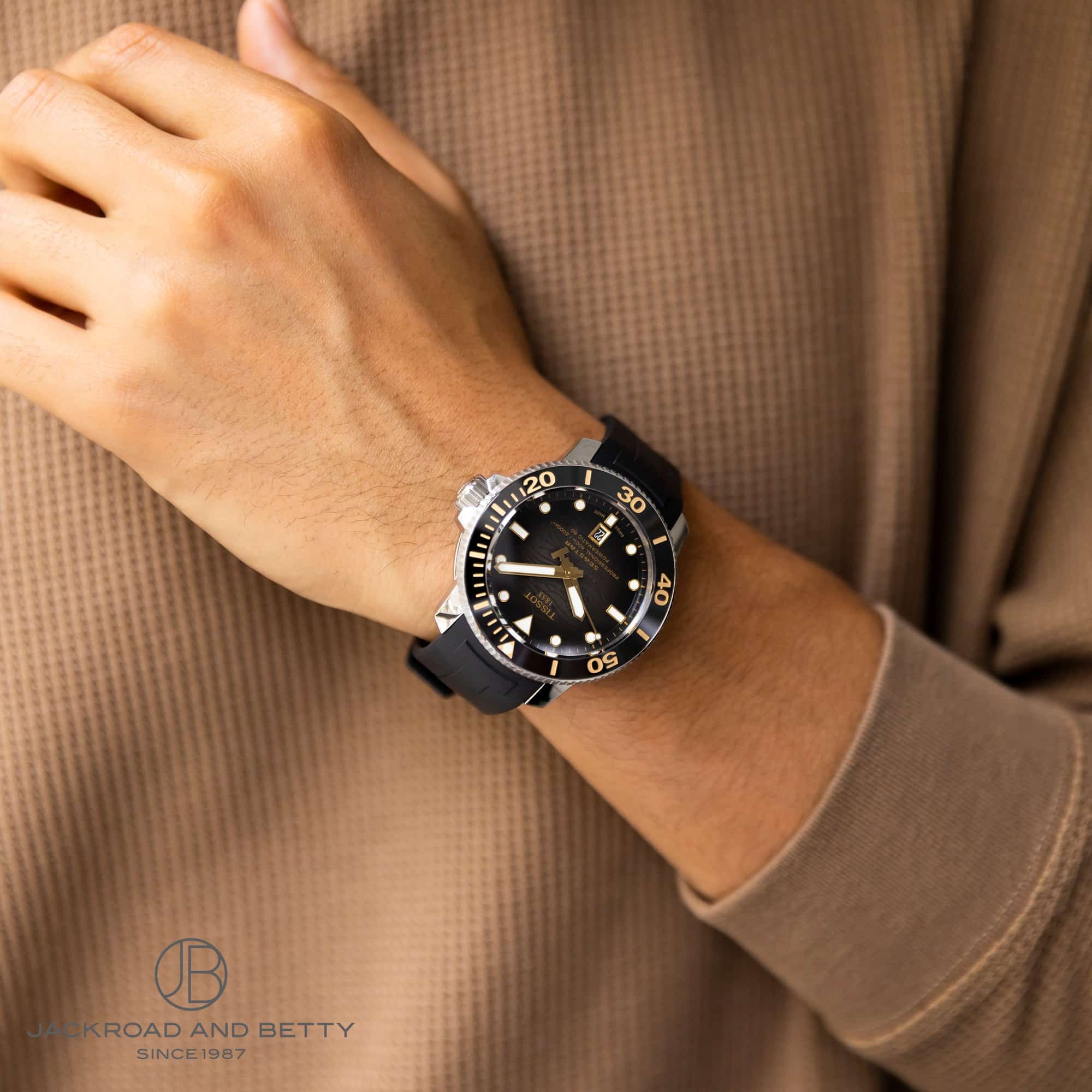 TISSOT V[X^[ 2000 vtFbVi p[}eBbN 80 Ref.T120.607.17.441.01